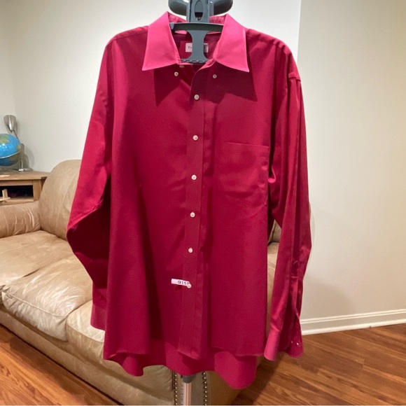 Van Heusen Other - VGUC Van Heusen Deep Red Button-Down Dress Shirt